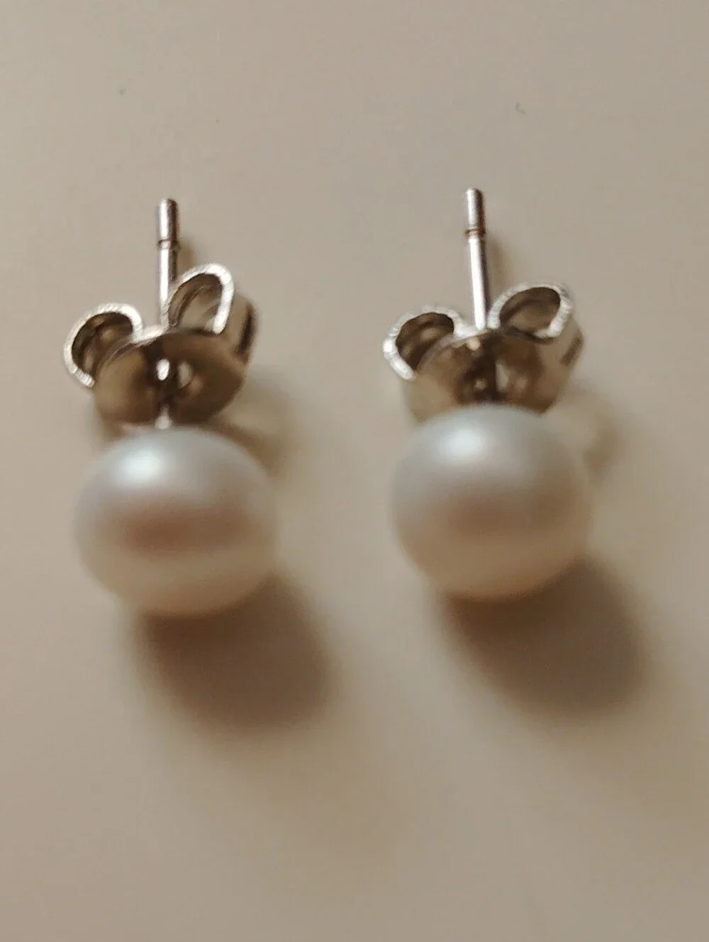 Estate 14k White Gold Natural Iridescent White 6/7mm Akoya Pearl Stud Earrings